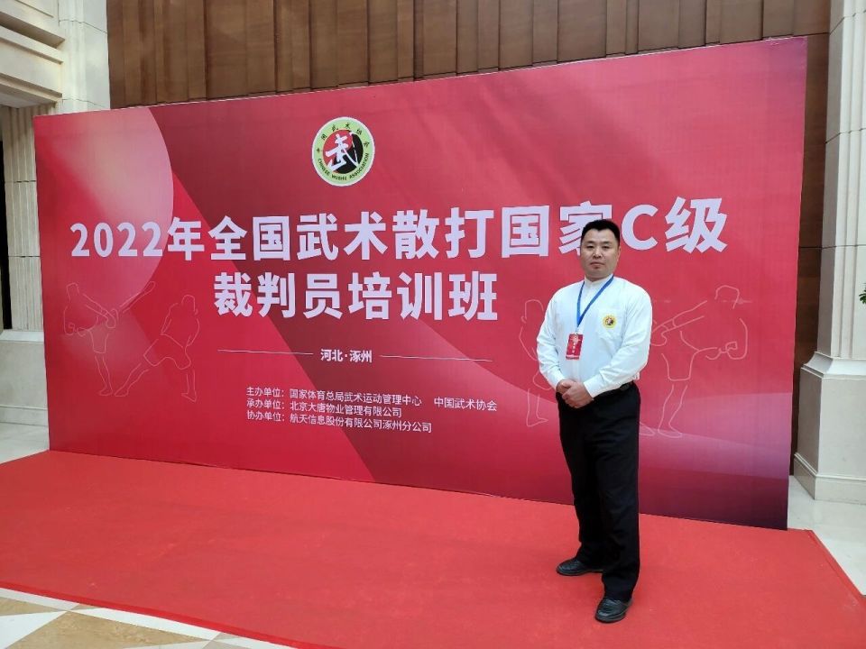 由此萌发了, 作战