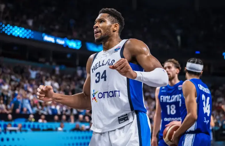 队一波, 第二节希腊 队一波, 第二节希腊